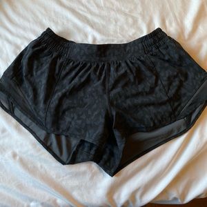 Lululemon shorty Hot Shorts